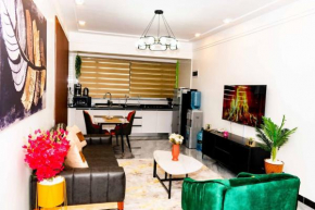 Stylish 1 Bedroom, Staroot, Yaya